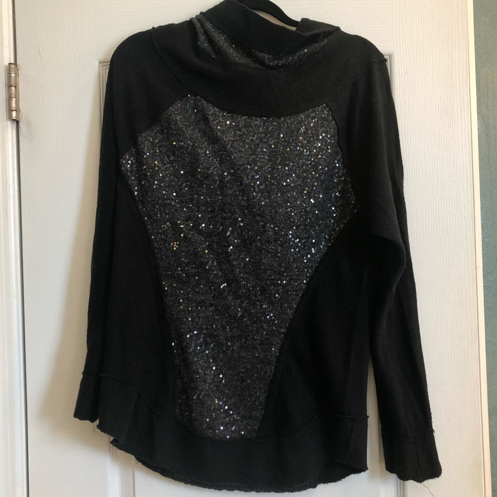 Hooded sequin sweater - Picture 2 of 6